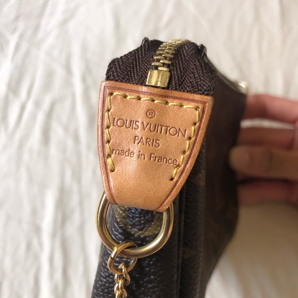 Louis Vuitton Trunks & Bags Mini Pochette Monogram Chain Small Purse - Picture 7 of 9